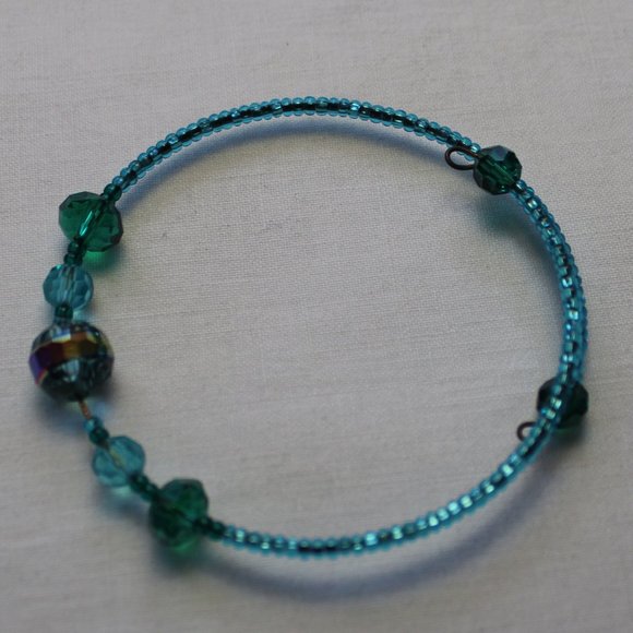 Glass Beaded Memory Wire Bracelet - One Size, Blue & Green - Picture 2 of 5